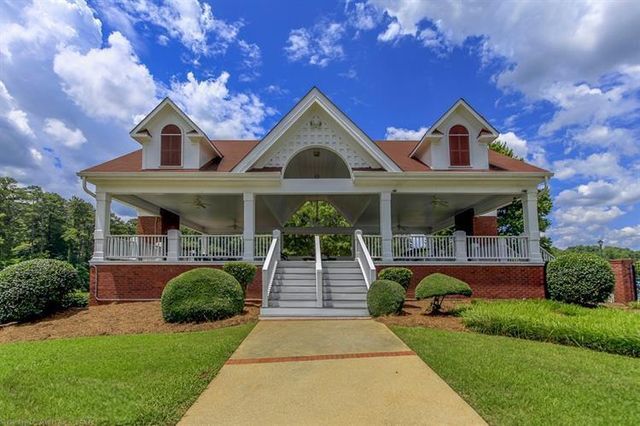 185 Highview Trace, Fayetteville, GA 30215