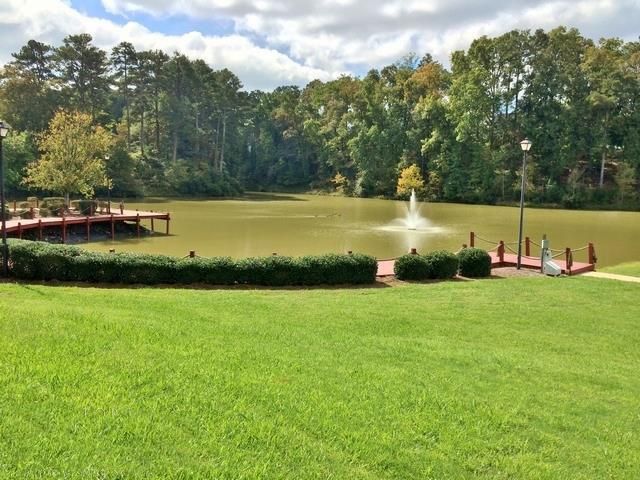 185 Highview Trace, Fayetteville, GA 30215