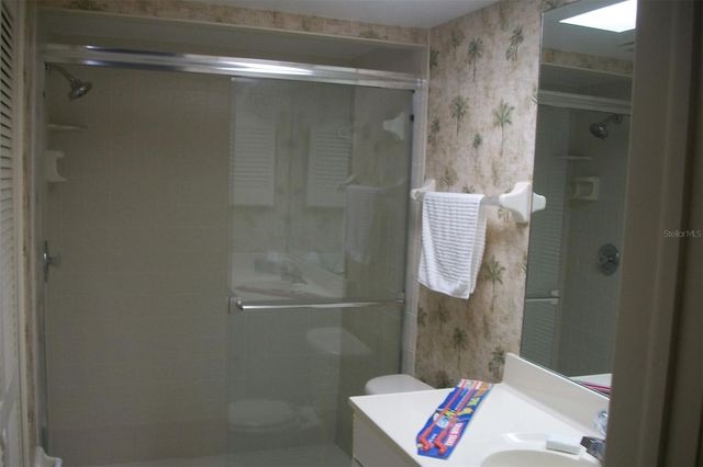 9821 113TH STREET 104, Seminole, FL 33772