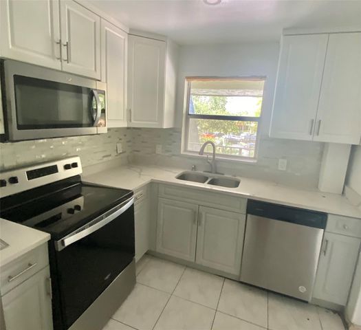 613 S State Road 7 3G, Margate, FL 33068