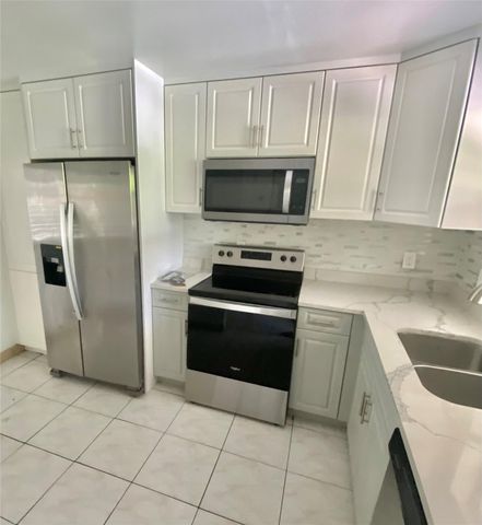 613 S State Road 7 3G, Margate, FL 33068