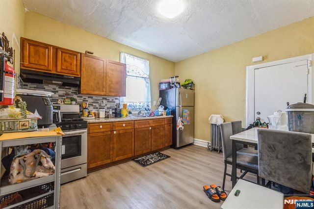 91 Aldine Street, Newark, NJ 07112
