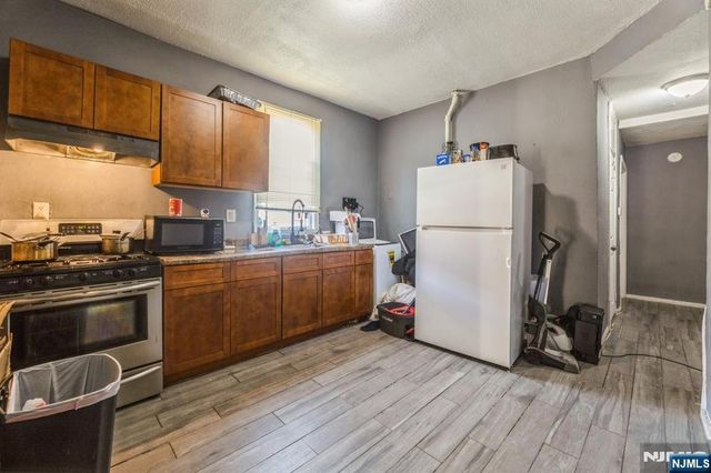 91 Aldine Street, Newark, NJ 07112