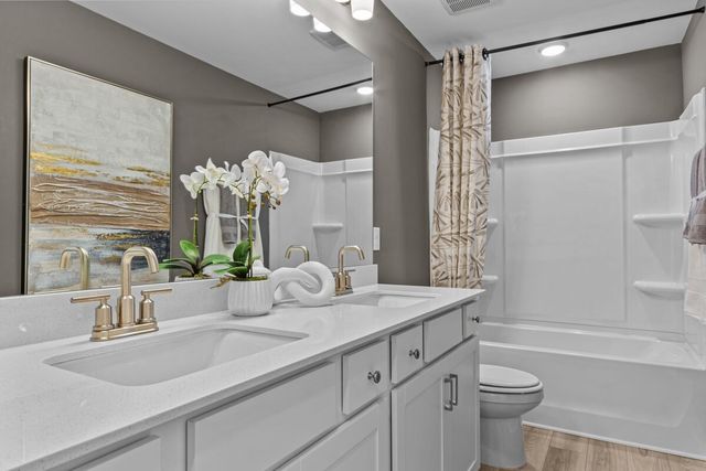 2561 Peaceful Valley Drive, Columbia, TN 38401