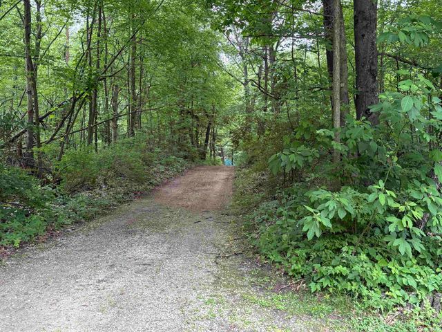 8492 N 1050 E Road, Walkerton, IN 46574