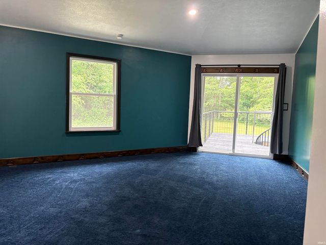 8492 N 1050 E Road, Walkerton, IN 46574