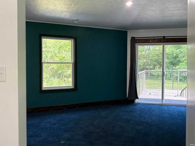 8492 N 1050 E Road, Walkerton, IN 46574