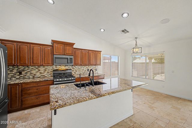 5007 W DAVIS Road, Glendale, AZ 85306
