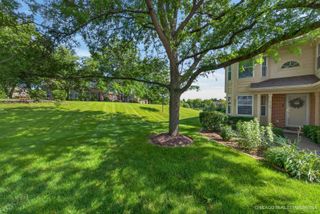 514 Palm Court A, Crystal Lake, IL 60014
