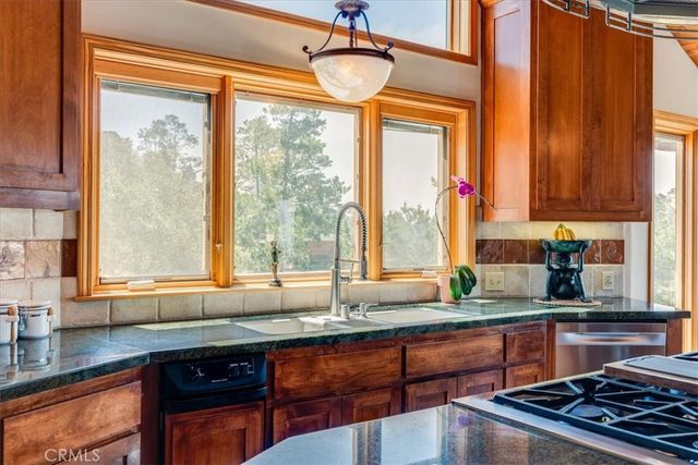 1919 Richard Avenue, Cambria, CA 93428