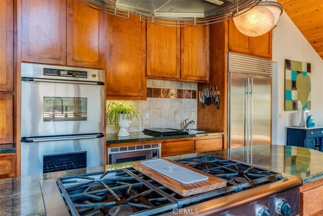 1919 Richard Avenue, Cambria, CA 93428