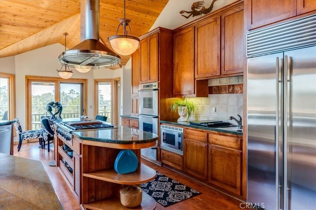 1919 Richard Avenue, Cambria, CA 93428