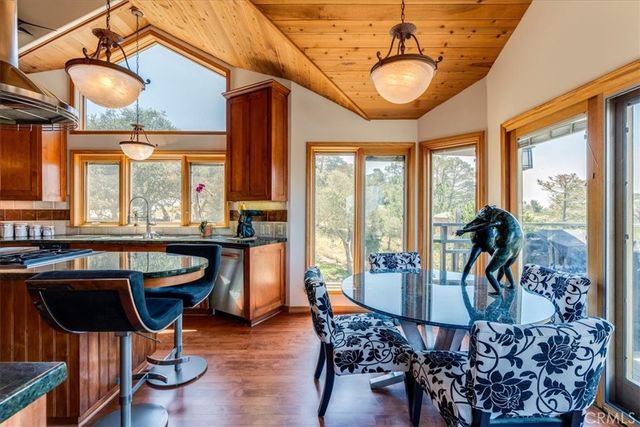 1919 Richard Avenue, Cambria, CA 93428