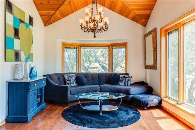 1919 Richard Avenue, Cambria, CA 93428