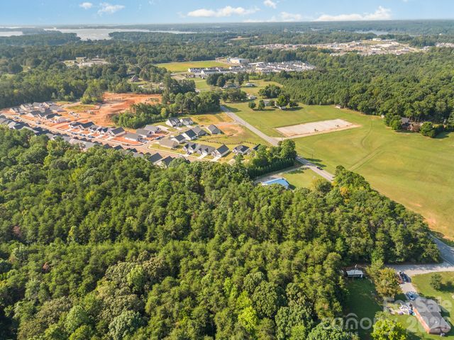 8137 McDonald Drive, Sherrills Ford, NC 28673