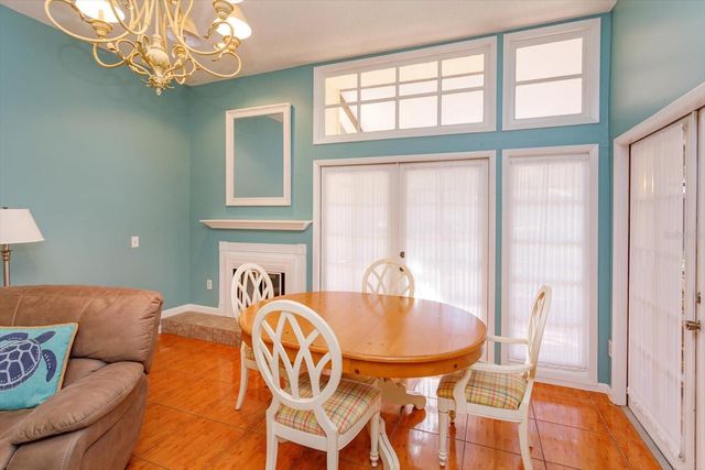 6128 RAINTREE DRIVE L2, Orlando, FL 32822