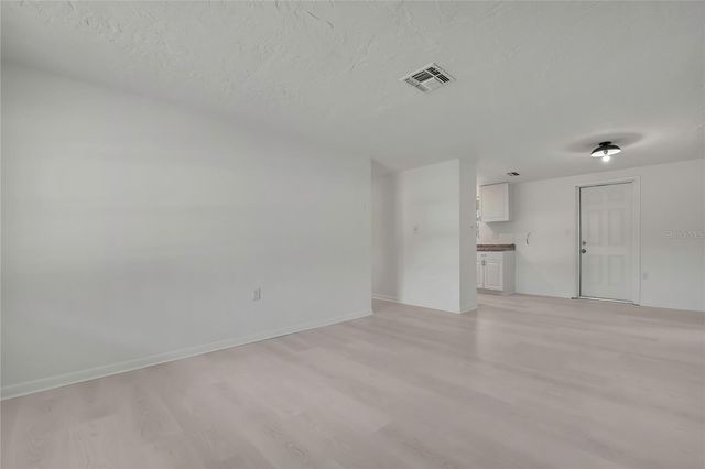 1 E MURRAY STREET, Beverly Hills, FL 34465