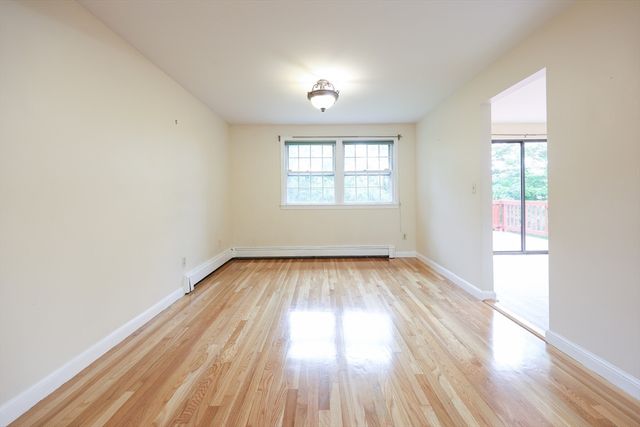 262 Daniels St, Franklin, MA 02038