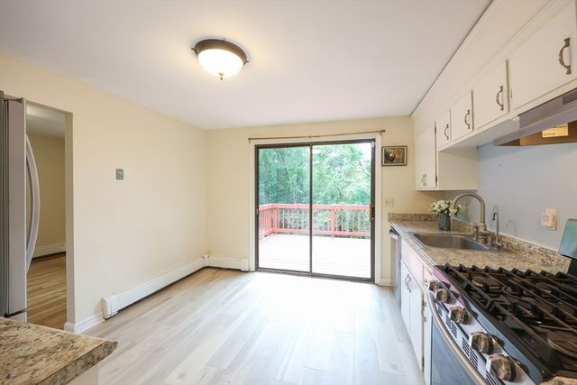 262 Daniels St, Franklin, MA 02038