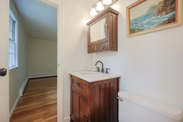 262 Daniels St, Franklin, MA 02038