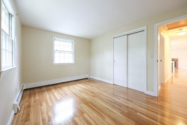 262 Daniels St, Franklin, MA 02038