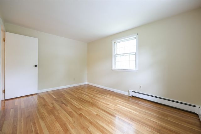 262 Daniels St, Franklin, MA 02038