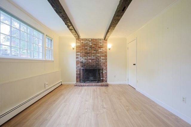 262 Daniels St, Franklin, MA 02038