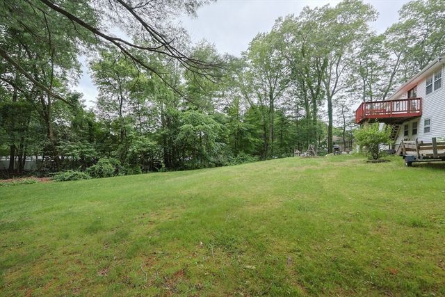 262 Daniels St, Franklin, MA 02038