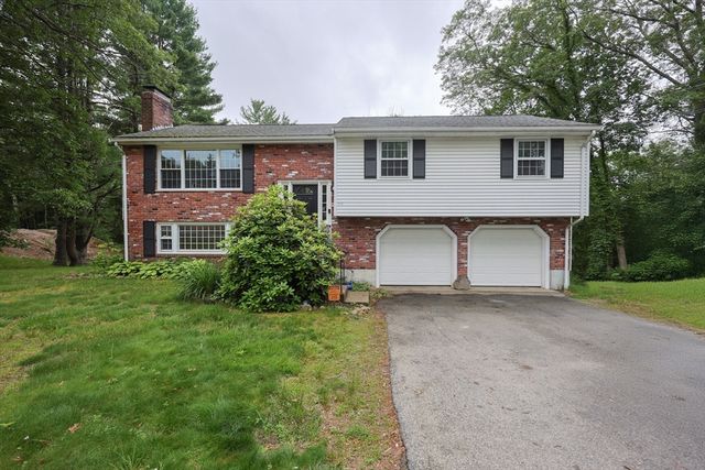 262 Daniels St, Franklin, MA 02038