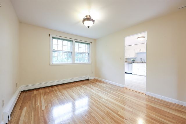 262 Daniels St, Franklin, MA 02038