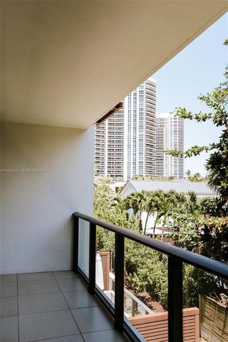 3040 N Ocean Blvd N105, Fort Lauderdale, FL 33308