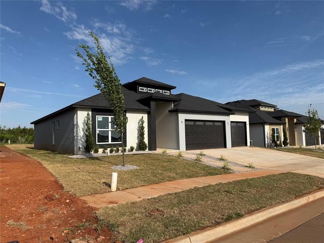 14537 Astor Lane, Yukon, OK 73099