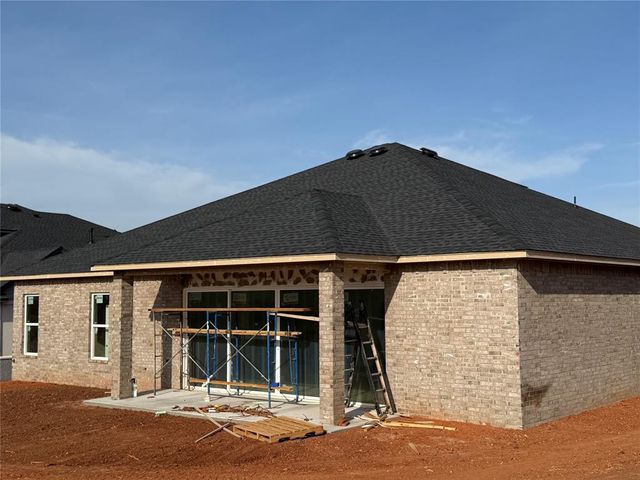 14537 Astor Lane, Yukon, OK 73099