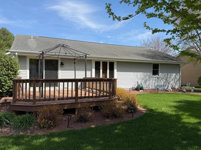 2103 Clover Lane, Janesville, WI 53545