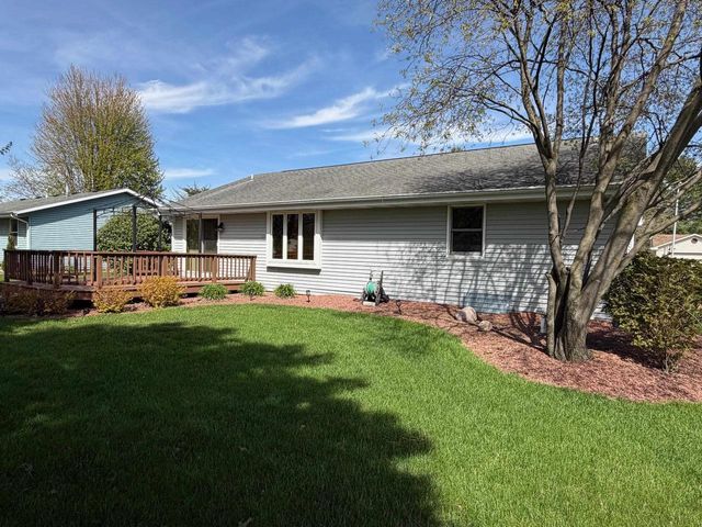 2103 Clover Lane, Janesville, WI 53545
