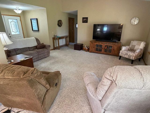 2103 Clover Lane, Janesville, WI 53545