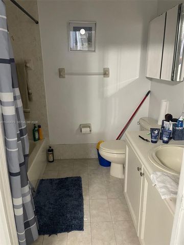 7090 NW 177th St 209-9, Hialeah, FL 33015