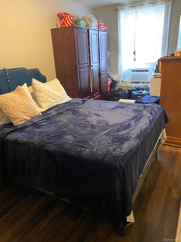 325 Beach 42nd Street, Far Rockaway, NY 11691