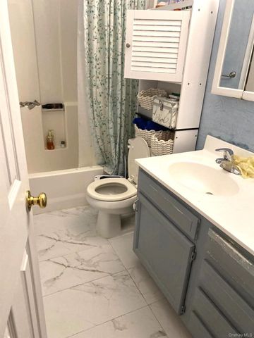 325 Beach 42nd Street, Far Rockaway, NY 11691
