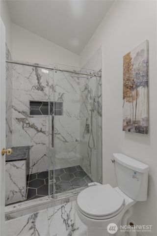 18585 NE 57th Street, Redmond, WA 98052