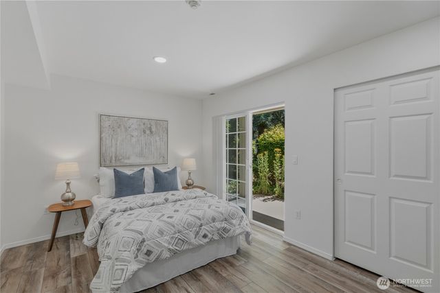 18585 NE 57th Street, Redmond, WA 98052