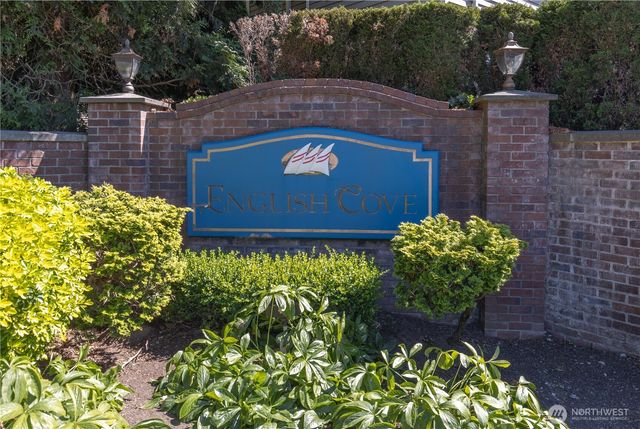 18585 NE 57th Street, Redmond, WA 98052