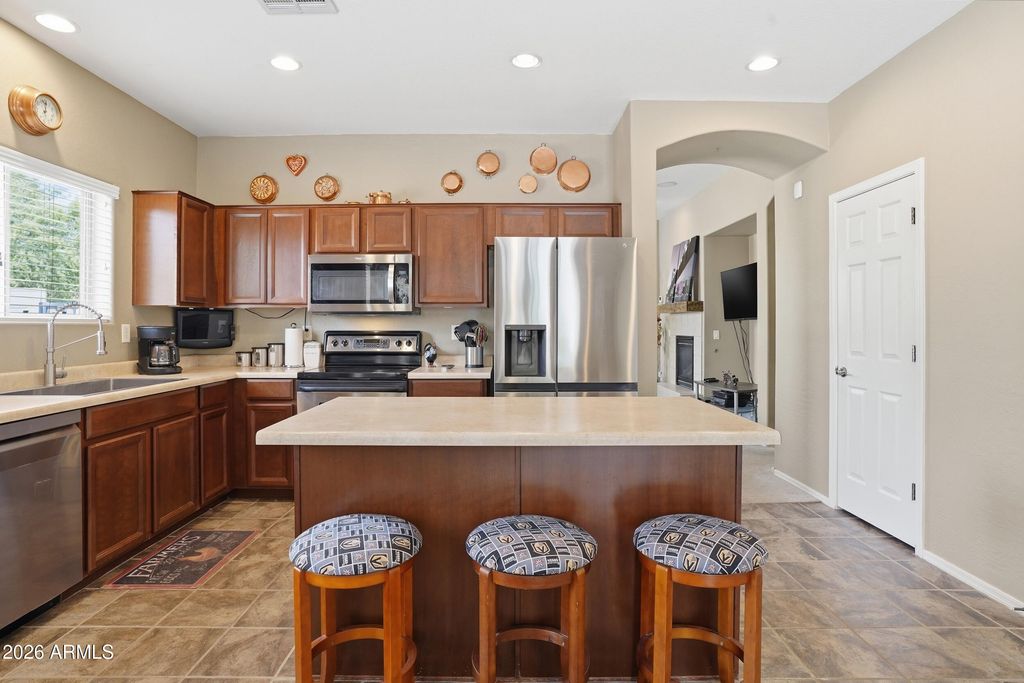 21372 N KLOCK Court, Maricopa, AZ 85138 — photo 2