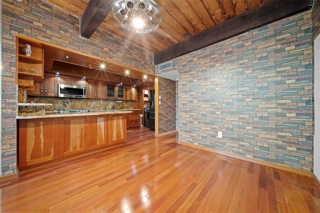 19432 NE 26th Ave 92D, Miami, FL 33180