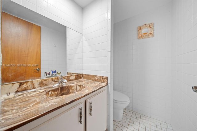 19432 NE 26th Ave 92D, Miami, FL 33180