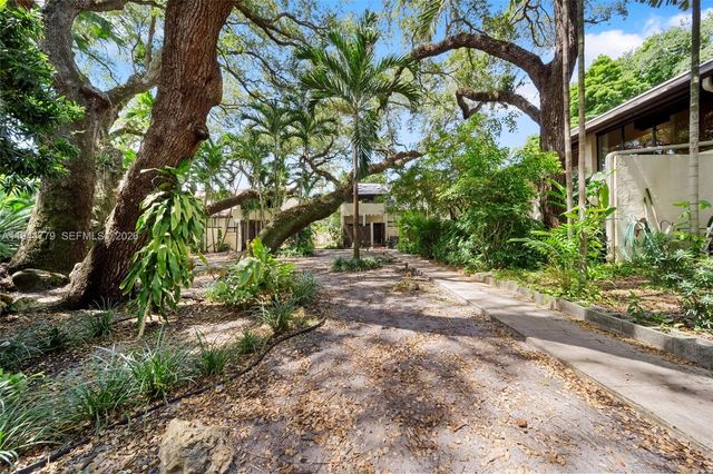 19432 NE 26th Ave 92D, Miami, FL 33180