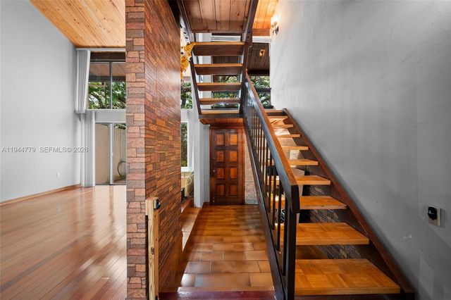 19432 NE 26th Ave 92D, Miami, FL 33180