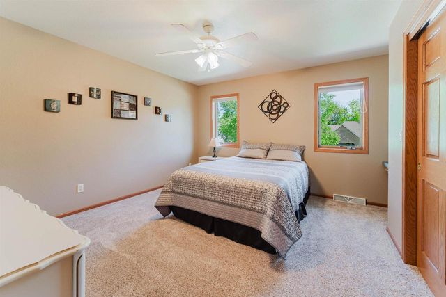 2545 GASLIGHT COURT, Oshkosh, WI 54904