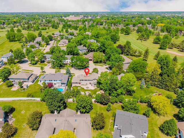 2545 GASLIGHT COURT, Oshkosh, WI 54904