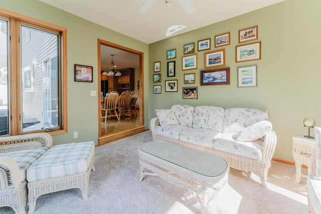2545 GASLIGHT COURT, Oshkosh, WI 54904